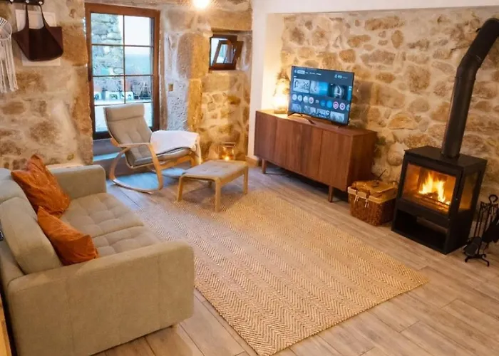 Casa Martinho & Neves * Seia
